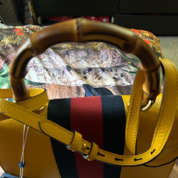 GUCCI 🦋 Butterfly Limited Edition🐝 - Picture 6 of 16